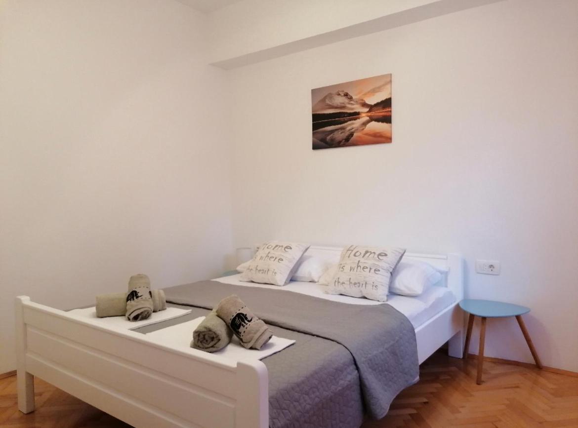 Apartments Tatjana Цриквеница Экстерьер фото
